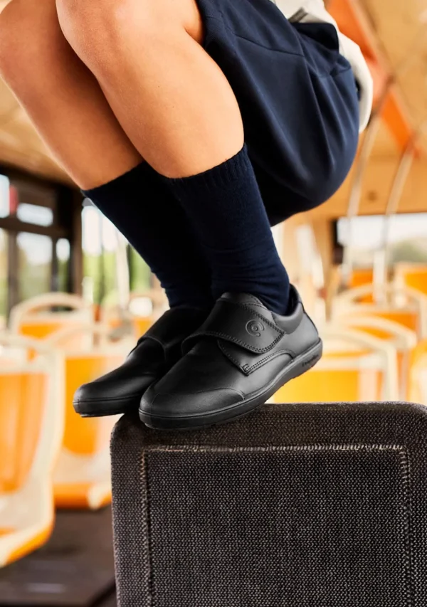 Conguitos Colegiales Negro Piel Lavable De Niño^ Colegiales